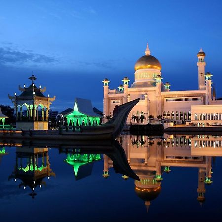 Legallery Suites Hotel Bandar Seri Begawan Exterior foto
