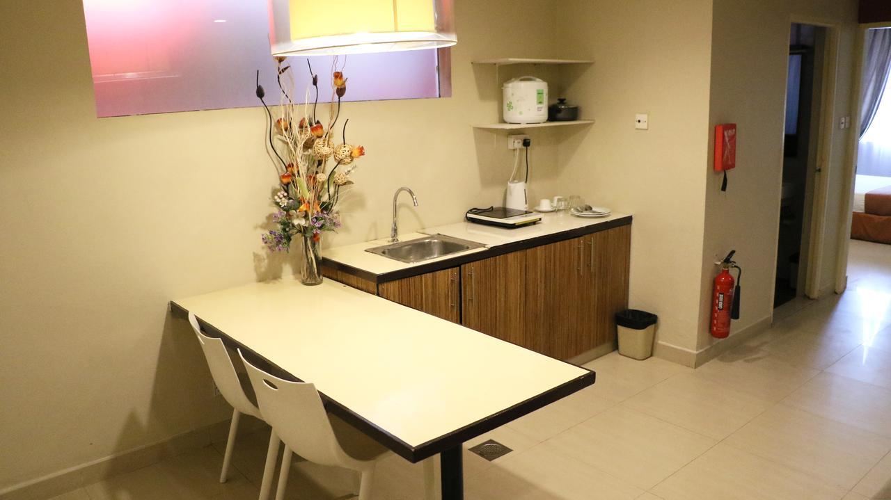 Legallery Suites Hotel Bandar Seri Begawan Exterior foto